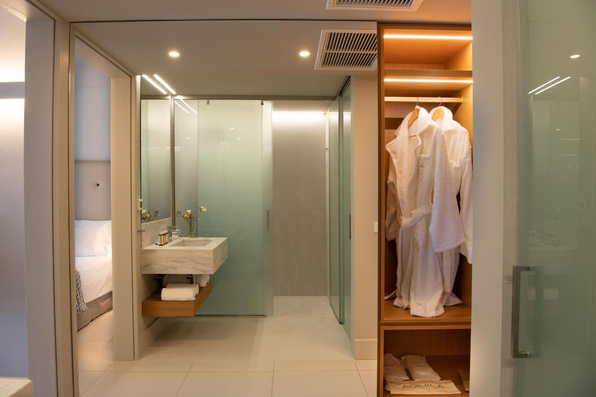 Aquila Porto Otel 5*